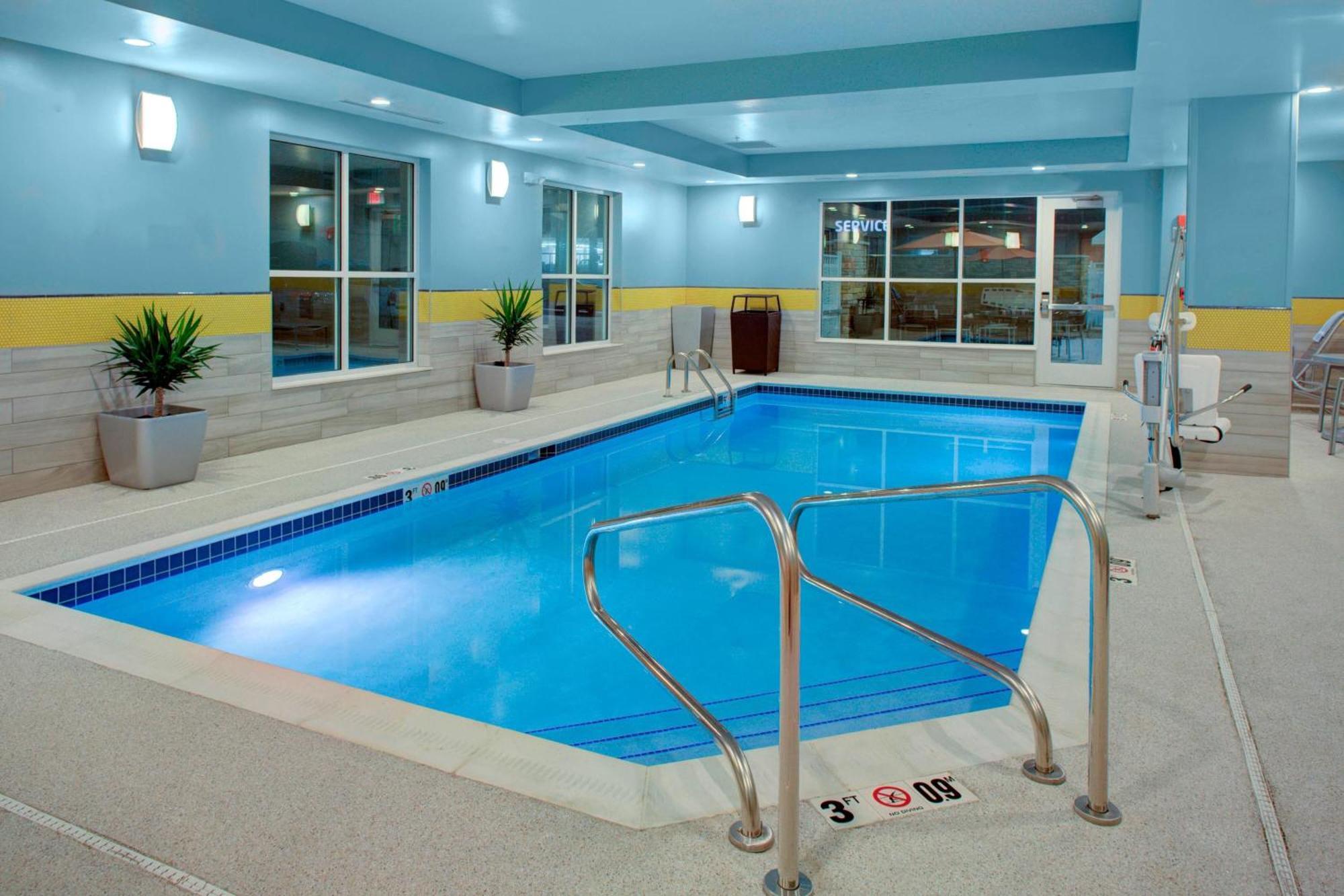 Towneplace Suites By Marriott Parkersburg Dış mekan fotoğraf